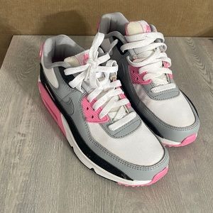 Pink Nike Airmax 🌸🎀